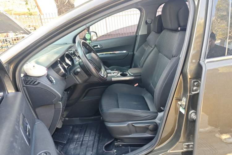 Used Peugeot 3008 2016 2.0L Automatic Classic Edition