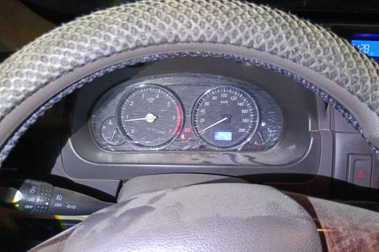 Used BAIC Weiwang M30 2015 1.5L Basic Version DAM15 Instrument Cluster