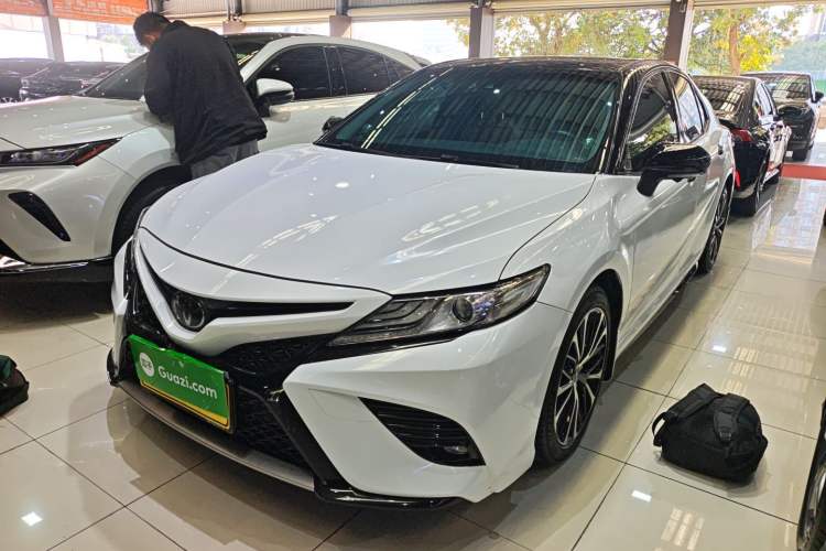 Used Toyota Camry 2019 2.5S FENGSHANG Version China VI Standard