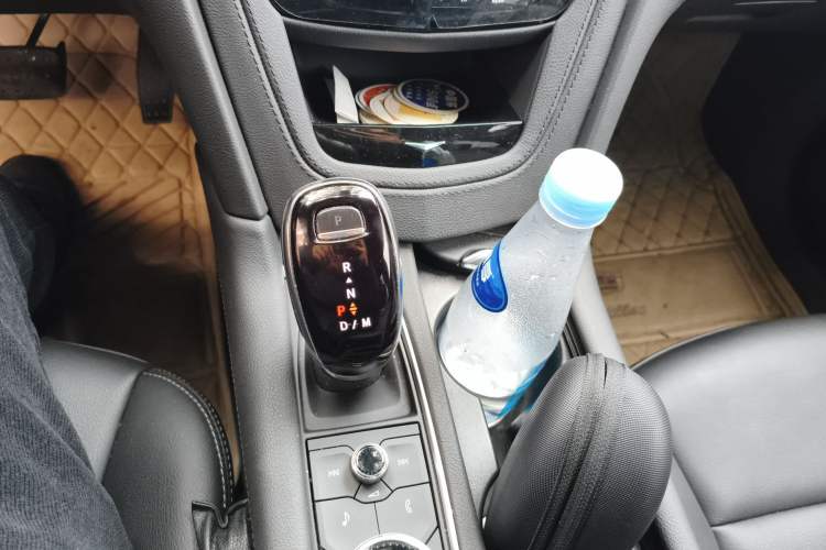 Used Cadillac XT6 2021 2.0T 7-Seater Two-Wheel-Drive Luxury Version
