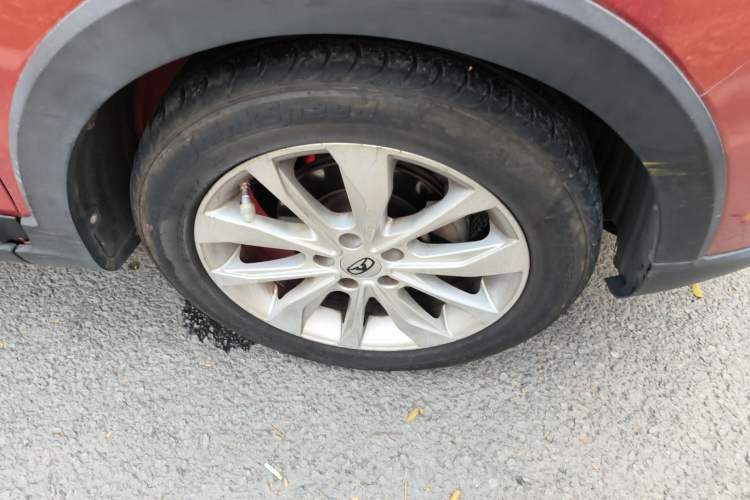 Used Cowin V3 2016 1.5L Manual SmartConnect II Comfort Edition Right Front Wheel Hub