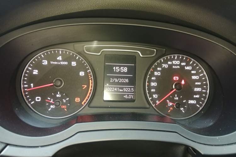 Used Audi Q3 2015 35 TFSI Comfort Model