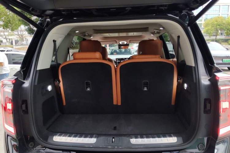 Used GAC Trumpchi S9 2025 Model Qiankun Ultra 6-Seater Trunk