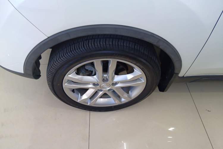 Used CHANGAN CS35 2016 1.6L Automatic Luxury Model China V Standard
