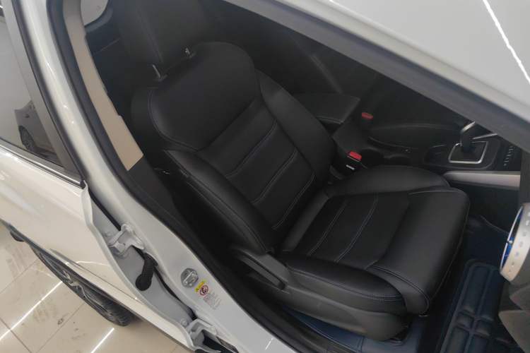 Used BYD Yuan New Energy 2018 EV360 Smart Connected Cool Model