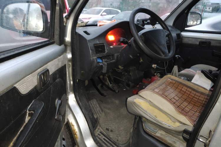 Used Wuling Rongguang 2011 1.2L Base Version Driver Seat