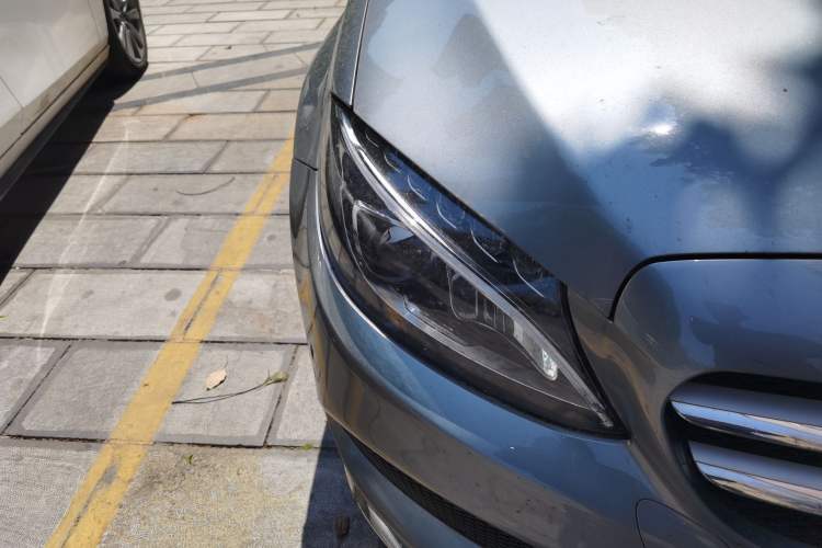 Used Mercedes-Benz C-Class 2016 C 200 L Sport Edition Right Front Headlight