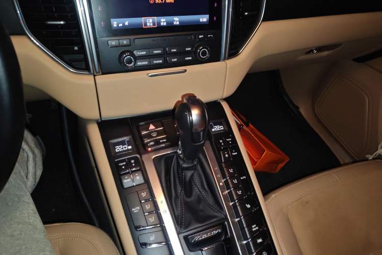 Used Porsche Macan 2016 Macan 2.0T
