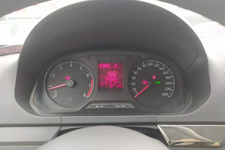 Used Volkswagen Jetta 2015 Value Edition 1.6L Automatic Fashion Version
