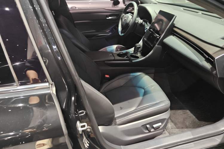 Used Toyota Avalon 2022 2.5L Luxury Edition
