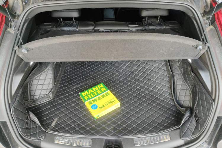 Used Cadillac XT4 2020 28T Two-Wheel-Drive Leading Version
