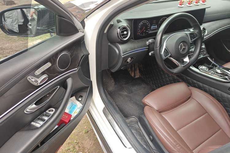 Used Mercedes-Benz E-Class 2016 E 200 L Sport Edition
