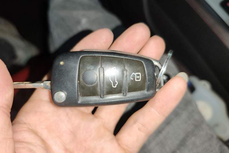 Used Audi Q7 2012 3.0 TFSI Exclusive Version (200kW) Vehicle Key