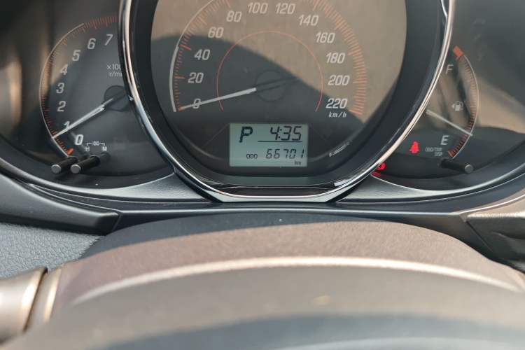 Used Toyota YARiS L Zhi Xuan 2021 X-Trail 1.5L CVT Leading Edition
