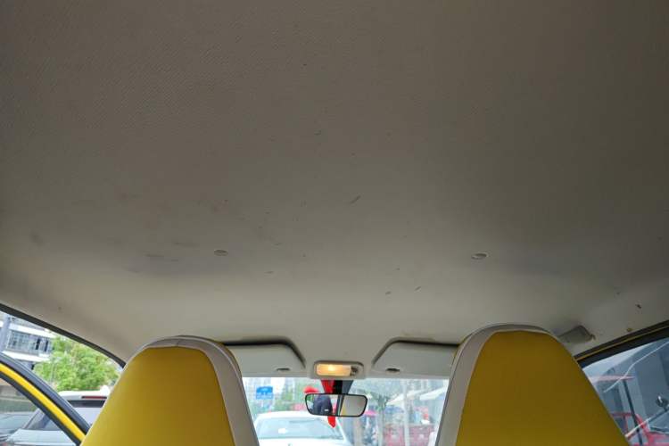 Used Wuling Hongguang MINIEV 2021 Macaron Premium Model – Lithium Iron Phosphate