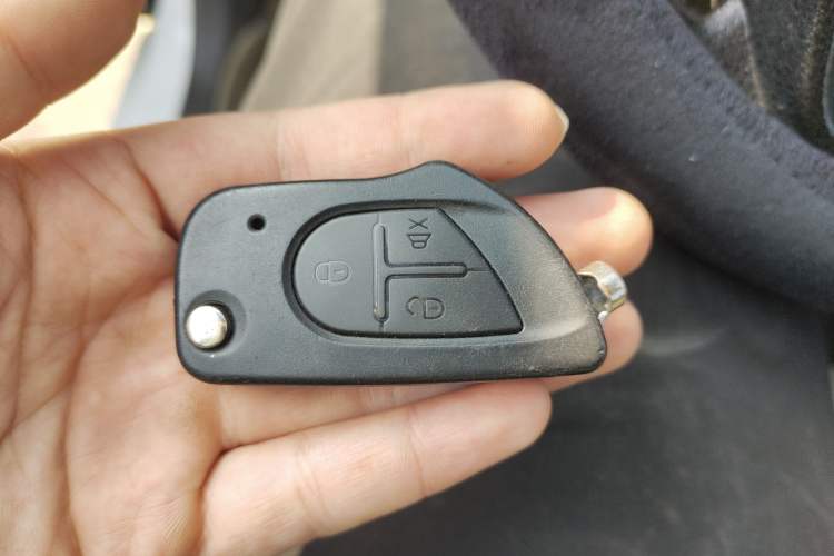 Used Wuling Hongguang 2015 1.5L S Base Model China IV