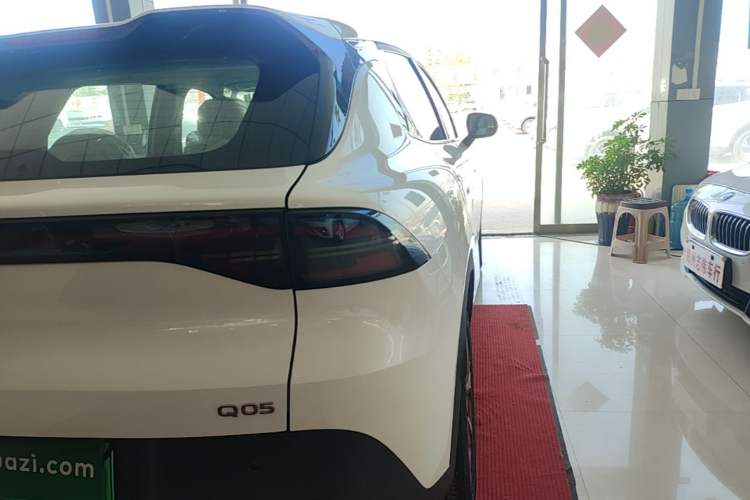 Used CHANGAN NEVO Q05 2026 Model 405Air Right Rear Taillight