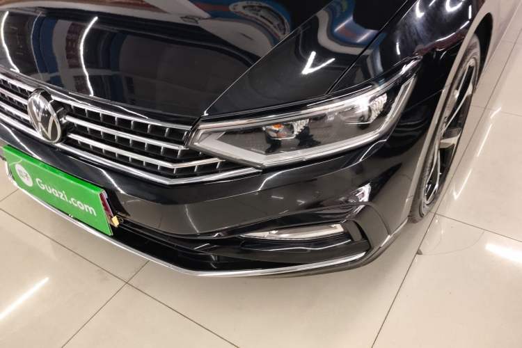 Used Volkswagen Magotan 2023 2 Million Units Limited Edition 330TSI DSG Leading Version Left Front Headlight