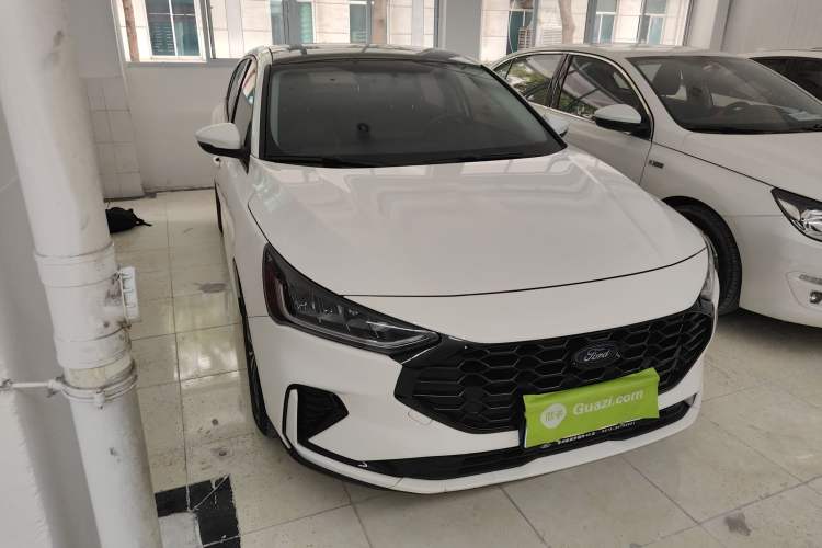 Used Ford Focus 2022 Sedan EcoBoost 180 Automatic Performance Edition