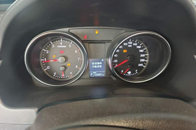 Used Haval M6 2019 1.5T DCT Two-Wheel Drive Elite Version China V Standard Instrument Cluster