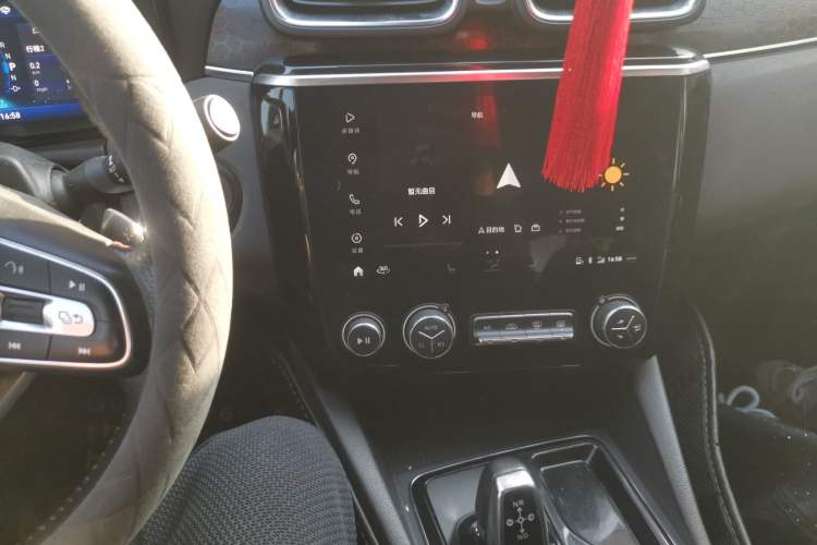 Used Lynk & Co 02 2018 1.5T DCT Two-Wheel Drive Zhaopu Version China V Standard Audio And AC Panel