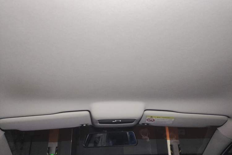 Used Volkswagen Polo 2014 1.4L Manual Fashion Edition
