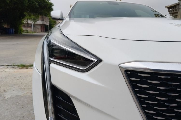 Used Cadillac CT6 2019 28T Leading Sport Model Right Front Headlight