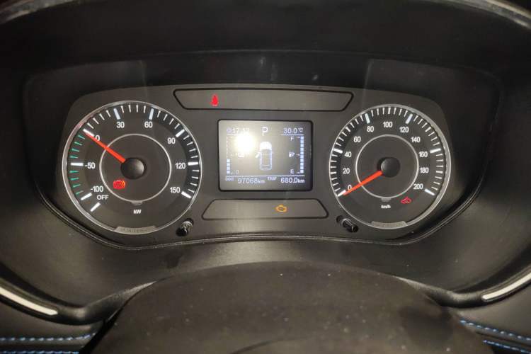 Used Dongfeng Fengon E3 2019 EVR Range-Extended Smart Model
