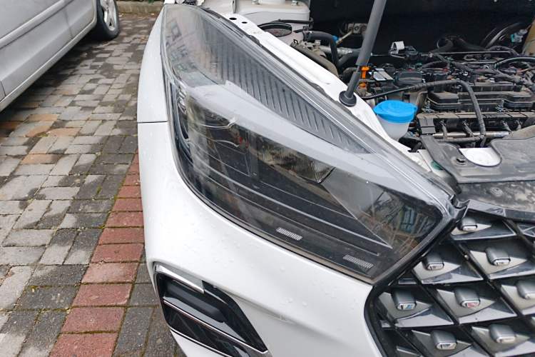 Used Chery Tiggo 5x 2025 1.5L CVT Excellence Edition Right Front Headlight