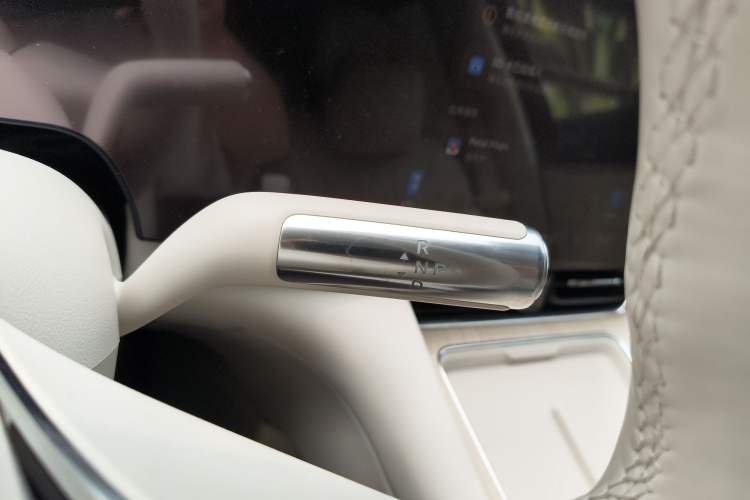 Used Hima AITO M8 2025 Extended-Range Max+ Version 53.4 kWh 5-Seater Edition
