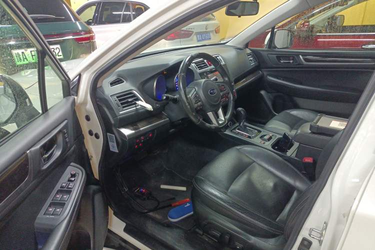 Used Subaru Outback 2015 2.5i Luxury Navigation Edition
