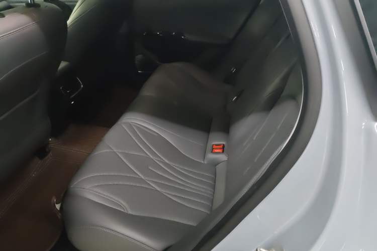 Used Geely Galaxy L6 2025 EM-i 140km Explorer+ Edition