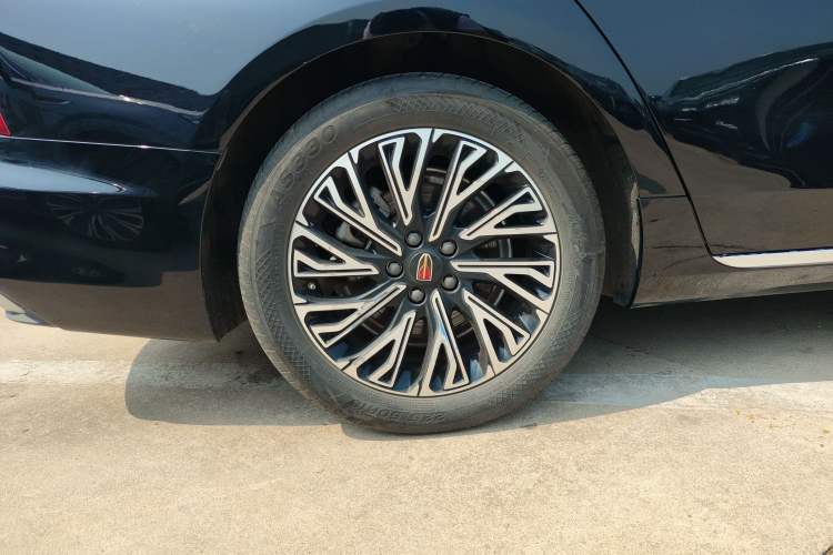 Used Hongqi H5 2024 2.0T Automatic Smart Connect Flagship Edition