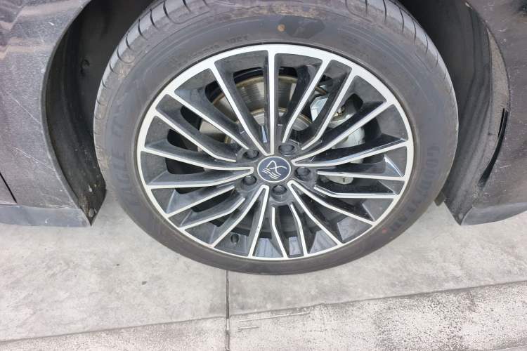 Used BYD Han 2022 DM-i 121KM Luxury Model
