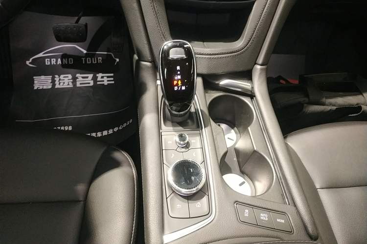 Used Cadillac XT5 2021 28T Four-Wheel Drive Luxury Version