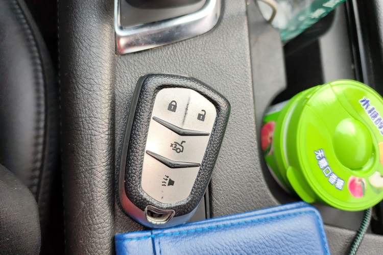 Used Cadillac XT5 2018 25T Luxury Model
