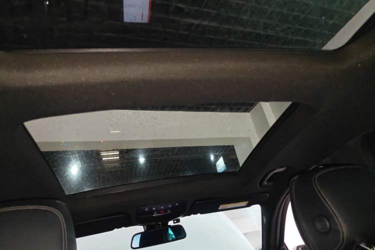 Used Mercedes-Benz GLC 2017 GLC 260 4MATIC Dynamic Edition Headliner