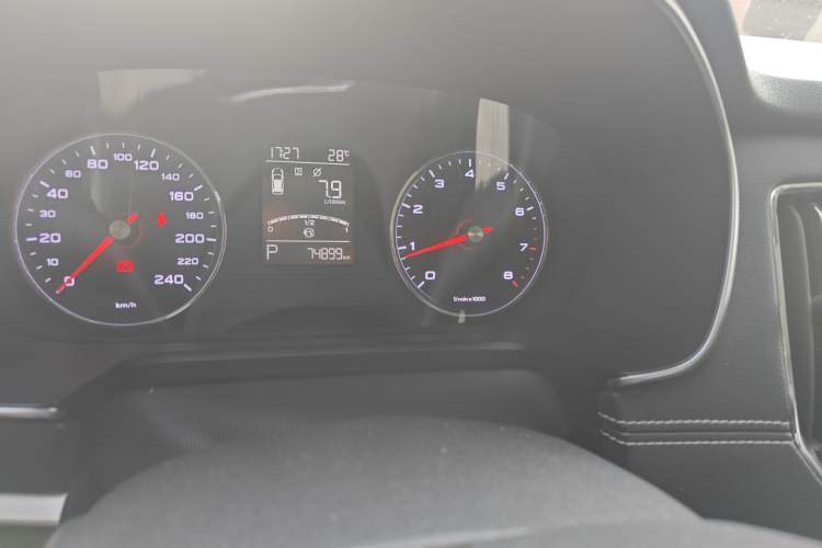 Used Roewe RX5 2018 20T Two-Wheel Drive Automatic Flagship Edition