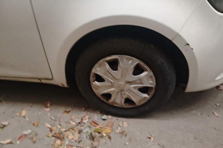 Used MG 3 2013 1.3L Manual Comfort Edition Right Front Wheel Hub