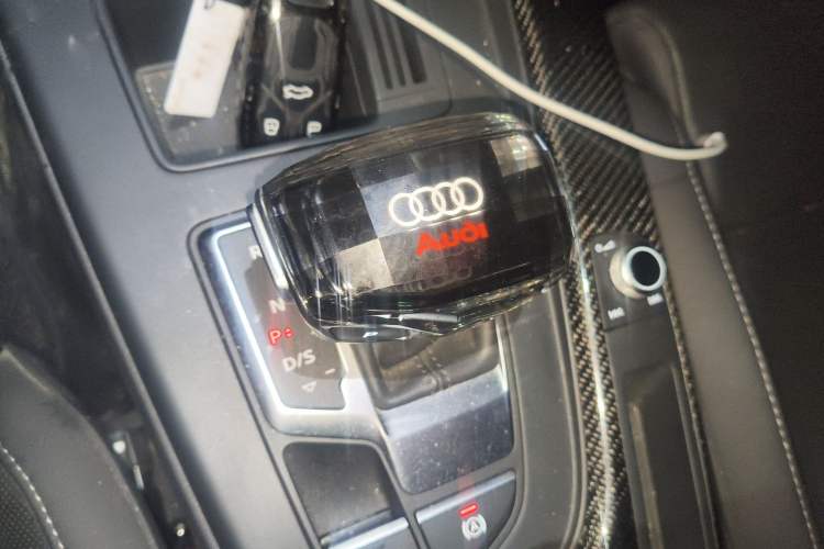 Used Audi A4L 2020 40 TFSI Fashion Dynamic Model
