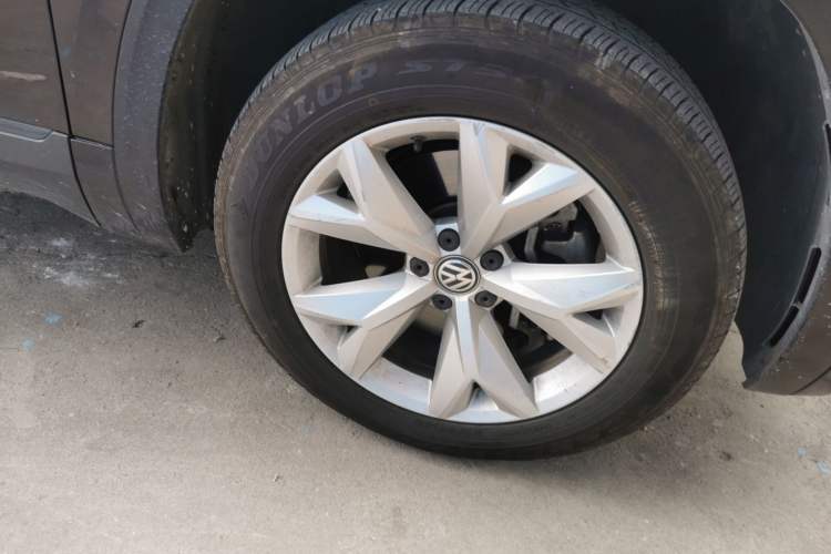 Used Volkswagen Teramont 2019 380TSI Four-Wheel Drive Comfort Edition China VI Standard Right Front Wheel Hub