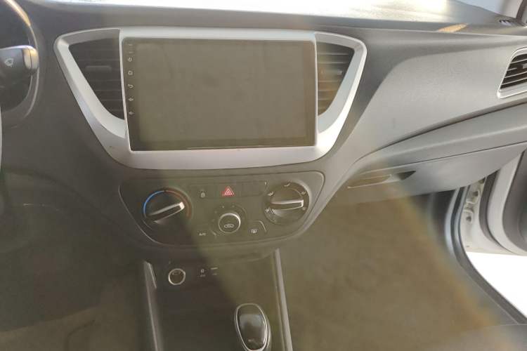 Used Hyundai Verna (new generation) 2016 1.4L Automatic Cool Edition GLS