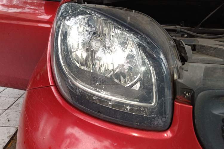 Used smart forfour 2016 1.0L 52 kW Dynamic Edition
