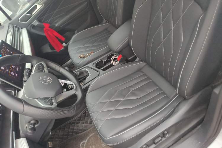 Used Volkswagen Tiguan L 2024 330TSI Automatic Two-Wheel Drive R-Line Enhanced Edition