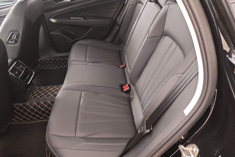 Used Volkswagen Passat 2025 Premium Version 380TSI Dragon Edition