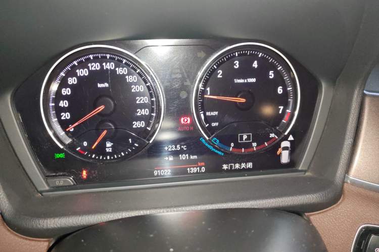 Used BMW X1 2018 xDrive20Li Luxury Edition Instrument Cluster