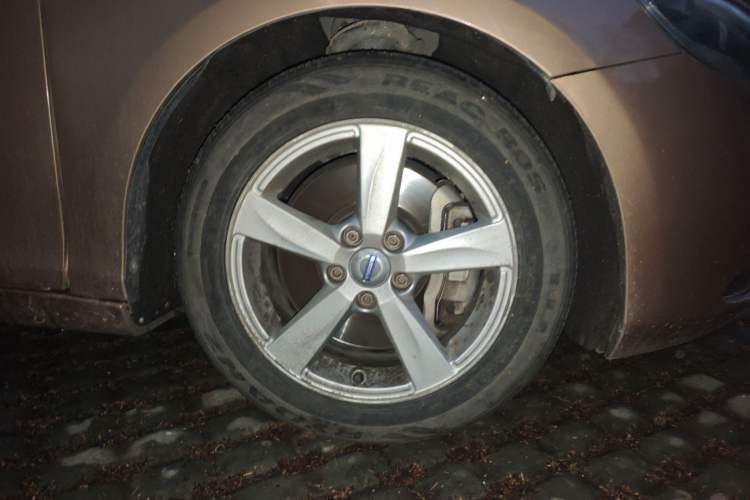 Used Volvo V40 2016 T3 Zhiyi Edition Right Front Wheel Hub