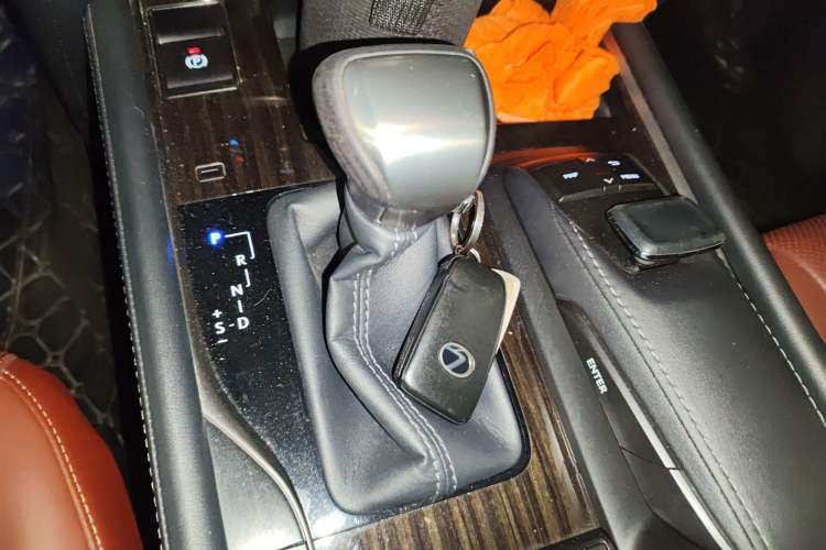 Used Lexus LX 2016 570 Prestige Luxury Edition
