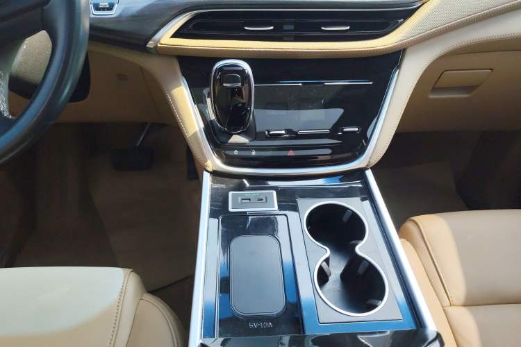 Used Buick GL8 2021 ES Land Cruiser 653T Luxury Edition