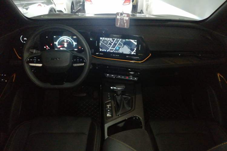 Used Oshan X5 PLUS 2023 Revised 1.5T DCT Pioneer Edition
